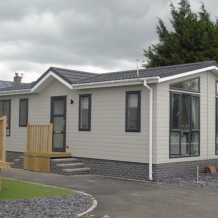 Hyattswood Lodges. Nr Brs Airport Bristol Buitenkant foto